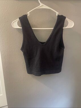 By Together Black Ribbed V-Neck/Scooped NeckCropped Tank
